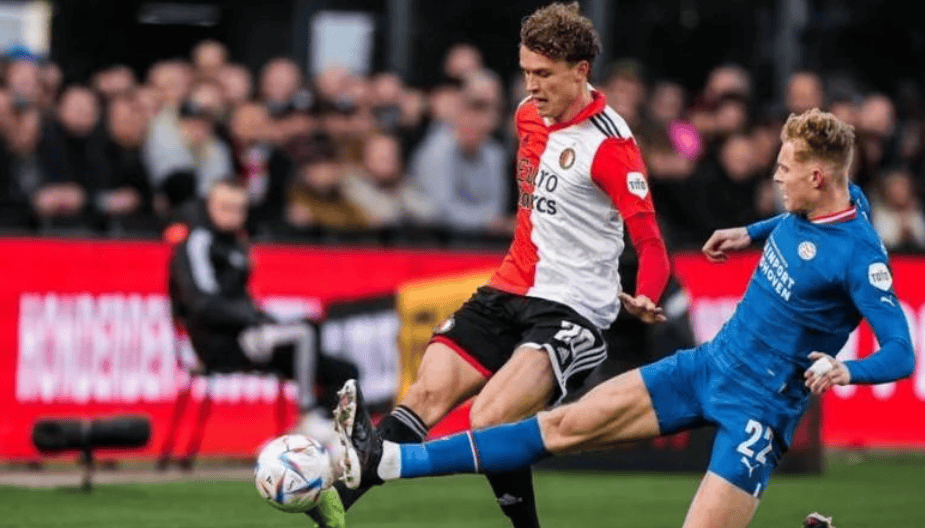 开云体育-转折点费耶诺德更衣室发声，荷甲国际比赛日攻防权衡，底气十足，身体对抗强度拉满的简单介绍-开云体育